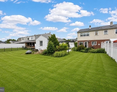 728 Pennbrook Avenue - Photo Thumbnail 1