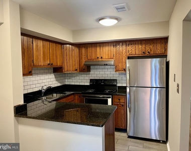 306 Worthington Drive - Photo Thumbnail 5