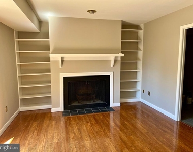 306 Worthington Drive - Photo Thumbnail 2