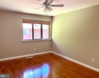 306 Worthington Drive - Photo Thumbnail 19