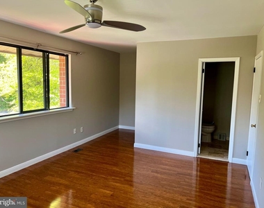 306 Worthington Drive - Photo Thumbnail 10