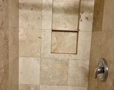 306 Worthington Drive - Photo Thumbnail 13