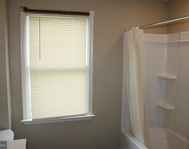 33 S Lafayette Avenue - Photo Thumbnail 13