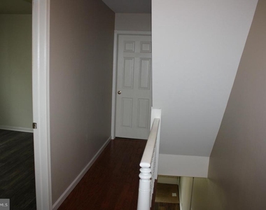 33 S Lafayette Avenue - Photo Thumbnail 8