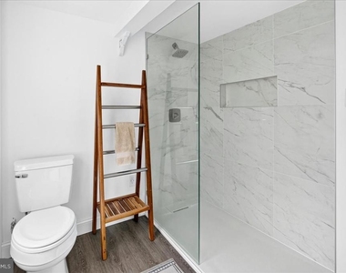 14 W Delaware Avenue - Photo Thumbnail 24
