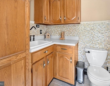 14 W Delaware Avenue - Photo Thumbnail 15