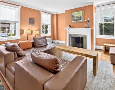 14 W Delaware Avenue - Photo Thumbnail 5
