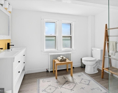14 W Delaware Avenue - Photo Thumbnail 23