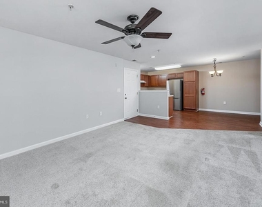 1122 Tristram Circle - Photo Thumbnail 3