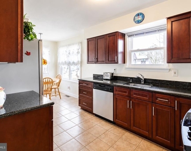 44 Brambling Lane - Photo Thumbnail 7
