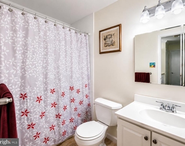 44 Brambling Lane - Photo Thumbnail 14