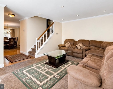 44 Brambling Lane - Photo Thumbnail 3