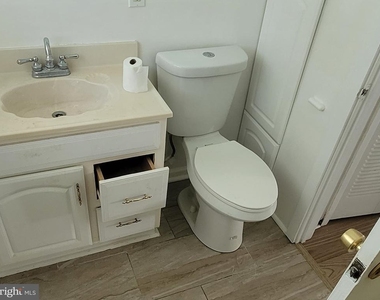 5 Pastoral Lane - Photo Thumbnail 11