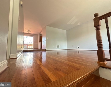 11546 Cosca Park Place - Photo Thumbnail 6