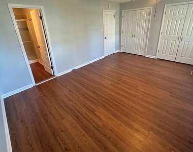 11546 Cosca Park Place - Photo Thumbnail 21