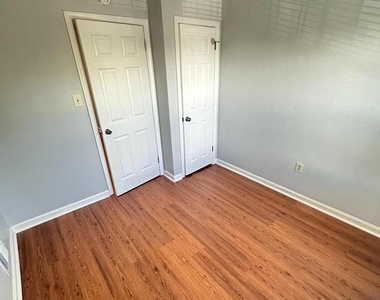 11546 Cosca Park Place - Photo Thumbnail 19