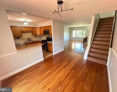 11546 Cosca Park Place - Photo Thumbnail 9
