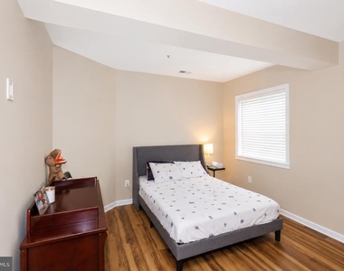 9203 Rice Avenue - Photo Thumbnail 49