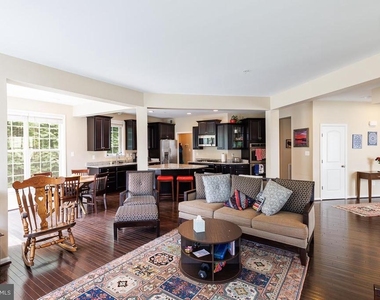 9203 Rice Avenue - Photo Thumbnail 9