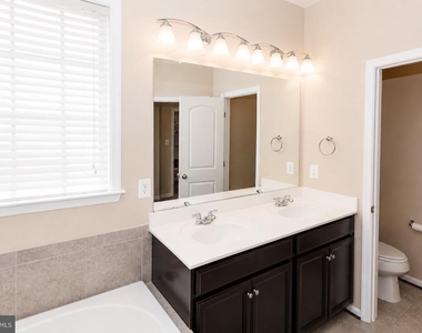 9203 Rice Avenue - Photo Thumbnail 28