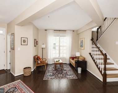 9203 Rice Avenue - Photo Thumbnail 5