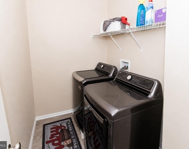 9203 Rice Avenue - Photo Thumbnail 35