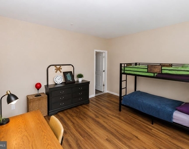 9203 Rice Avenue - Photo Thumbnail 36