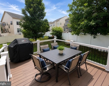 9203 Rice Avenue - Photo Thumbnail 55