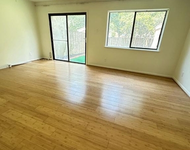 8205 Canning - Photo Thumbnail 21