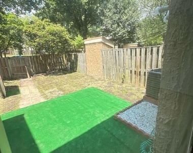 8205 Canning - Photo Thumbnail 26