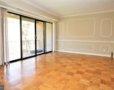 6008 Westchester Park Drive - Photo Thumbnail 2