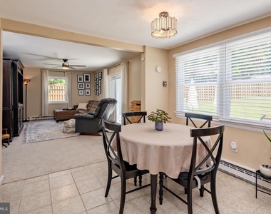 15005 Narrows Lane - Photo Thumbnail 13