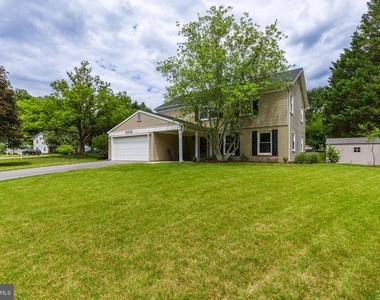 15005 Narrows Lane - Photo Thumbnail 2