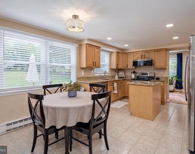 15005 Narrows Lane - Photo Thumbnail 14