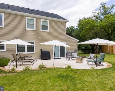 15005 Narrows Lane - Photo Thumbnail 33
