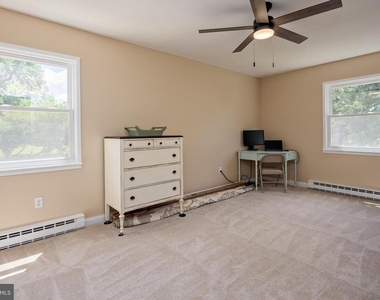 15005 Narrows Lane - Photo Thumbnail 25