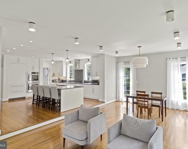 3901 Woodbine Street - Photo Thumbnail 16