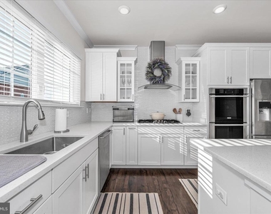 7963 Potter Place - Photo Thumbnail 16