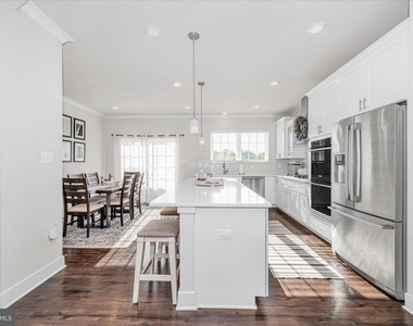 7963 Potter Place - Photo Thumbnail 10
