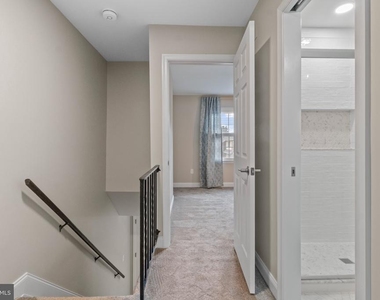 322 Harlan Square - Photo Thumbnail 18