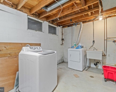 322 Harlan Square - Photo Thumbnail 30