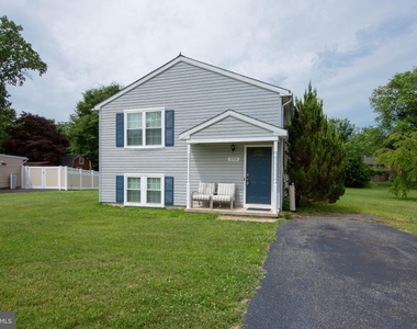 3908 Love Avenue - Photo Thumbnail 1