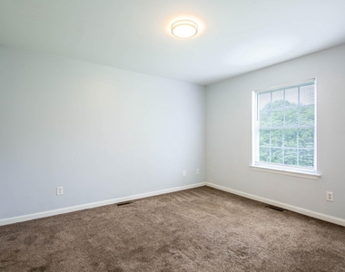3908 Love Avenue - Photo Thumbnail 10