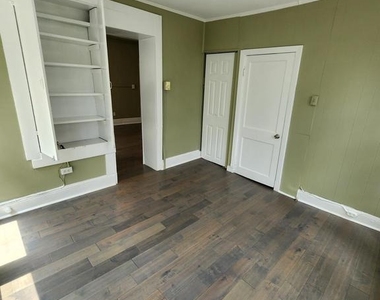 316 Upper College Terrace - Photo Thumbnail 6