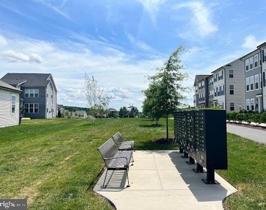 8482 Hedwig Lane - Photo Thumbnail 15