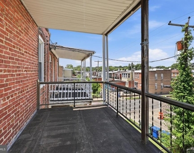 3202 Cliftmont Avenue - Photo Thumbnail 13