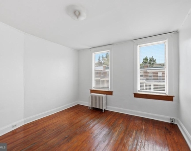 3202 Cliftmont Avenue - Photo Thumbnail 9