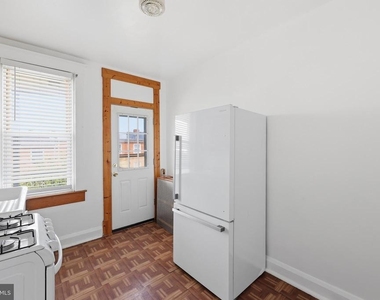 3202 Cliftmont Avenue - Photo Thumbnail 12
