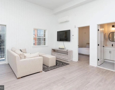 211 Saint Paul Street - Photo Thumbnail 5