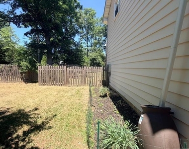 2732 Alfred Circle - Photo Thumbnail 23